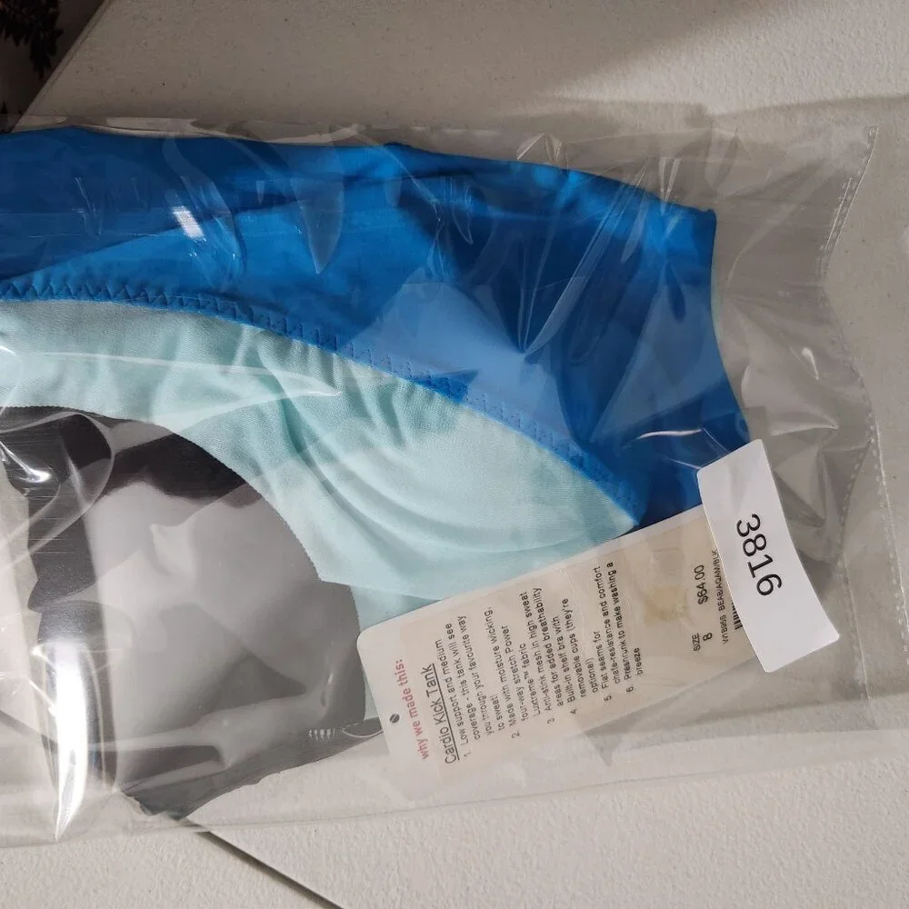 Lululemon Racerback Tank Top Cardio Kick Size 8 Blue Black